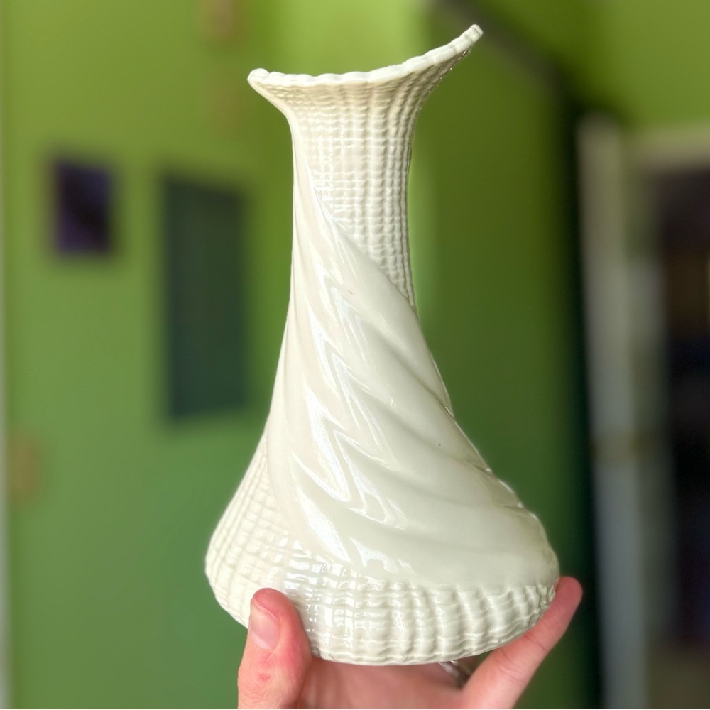 Whimsy Nautical Coastal Vibe Swirl Uniquely Shaped Candlestick Holder Accent